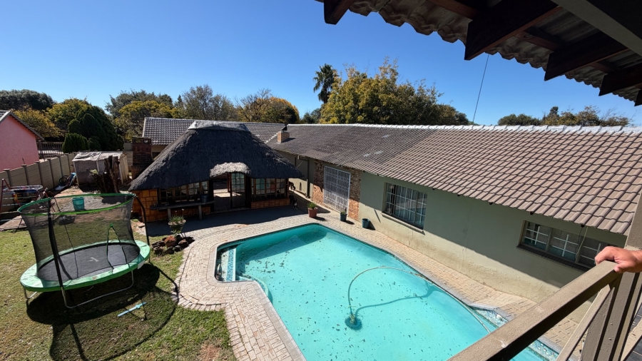 3 Bedroom Property for Sale in La Hoff North West